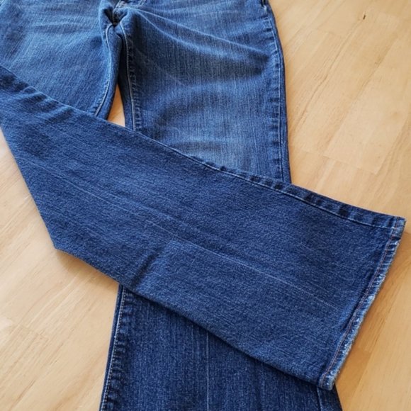 7 For All Mankind boot cut jeans - Picture 6 of 10